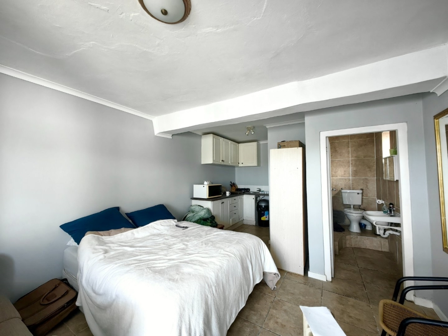 To Let 1 Bedroom Property for Rent in Gordons Bay Village Western Cape